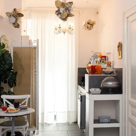 Art Atelier Borgo Oda ve Kahvaltı 4*