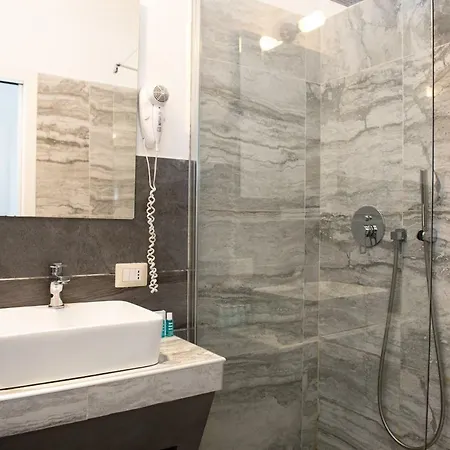 Oda ve Kahvaltı Art Atelier Borgo 4*